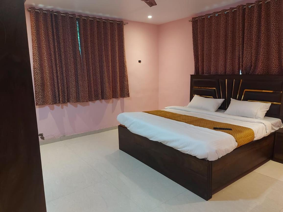 The Village Resorts 카르자트 객실 사진
