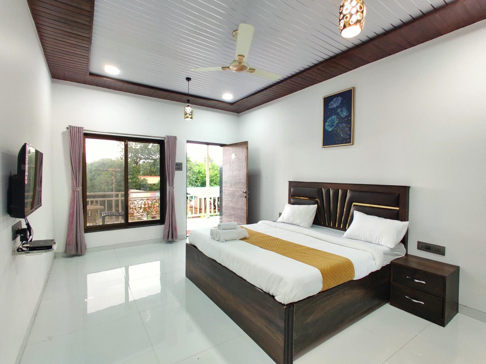 The Village Resorts 카르자트 외부 사진